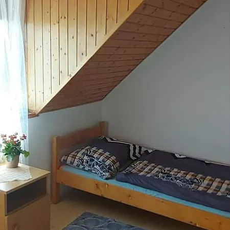 Affittacamere Badacsonyi Privát Bérlemény *